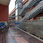 Guesthost - Industrial Design Apt Near M4 Tolstoj